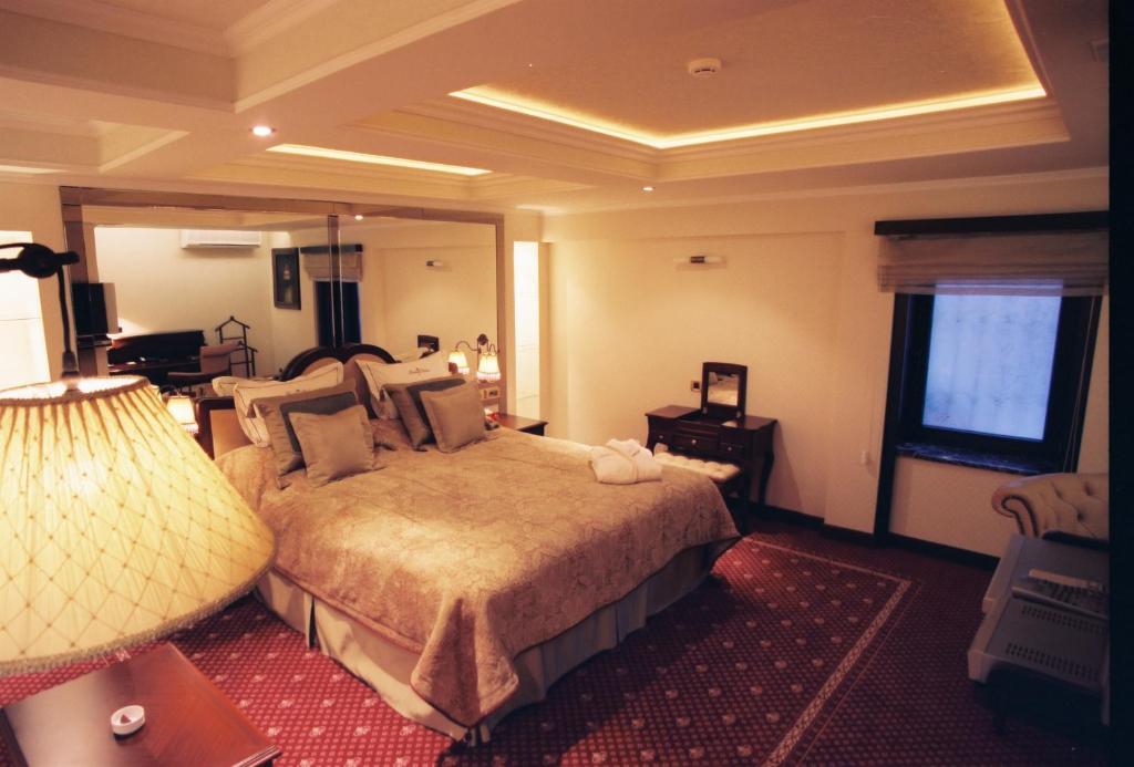 Boutique Palace Hotel Bakú Habitación foto